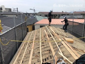 胴縁で下地処理