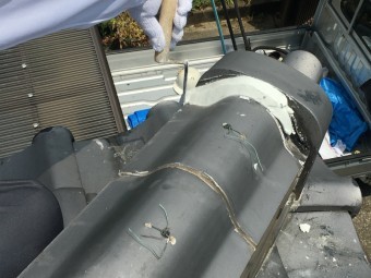 鬼瓦まわりの漆喰詰め直し