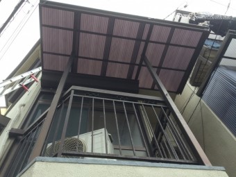 建物ベランダ屋根
