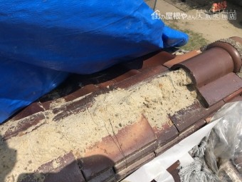 棟冠瓦飛散