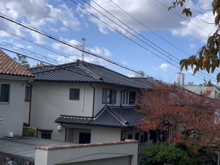 瓦屋根