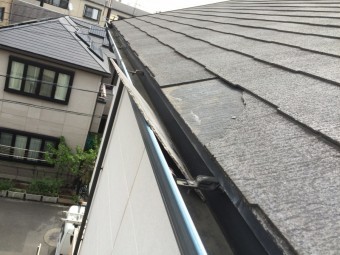 一部破損したスレート