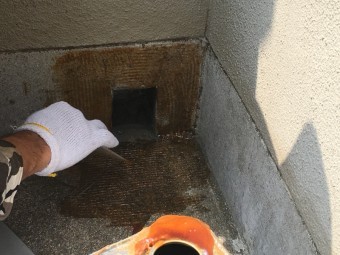 防水工事前のドレン廻り
