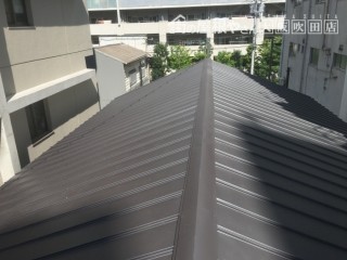 ガルバリウム鋼板施工完了