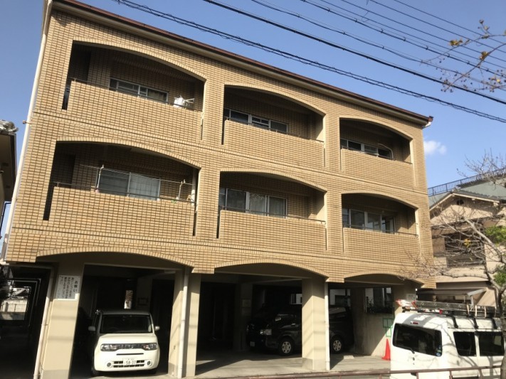 マンション建物外観