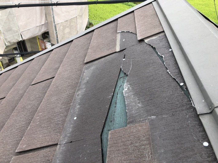 台風によるスレート剥がれ