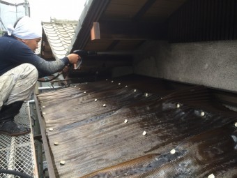 ポリカ波板を使用したベランダバルコニー