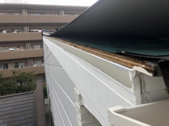 ガルバリウム鋼板屋根飛散