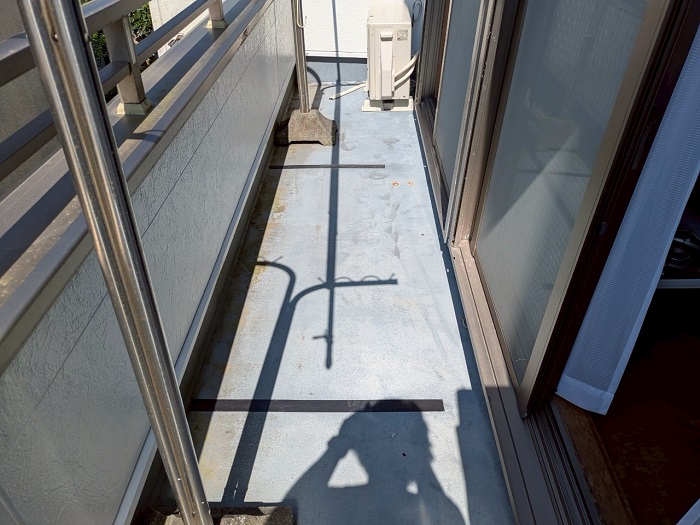 高槻市｜木造2階建て住宅の6.5㎡ FRP防水工事の施工内容をご紹介