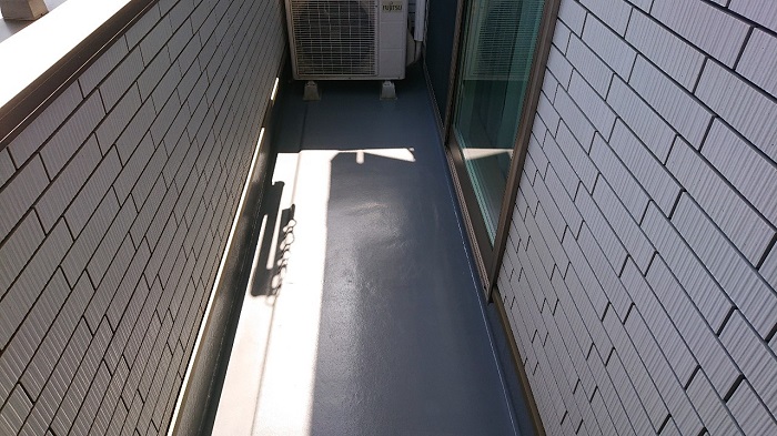 大阪市｜雨漏りの危険？ガレージ上で防水の劣化状況を無料調査！