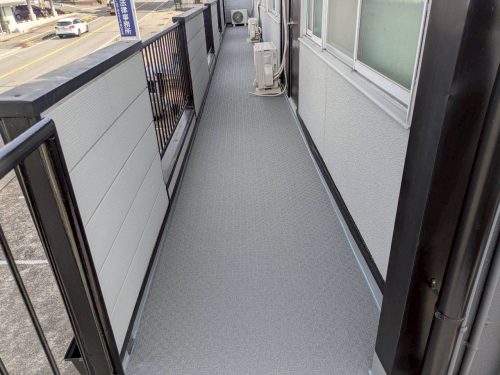 防水工事後の廊下