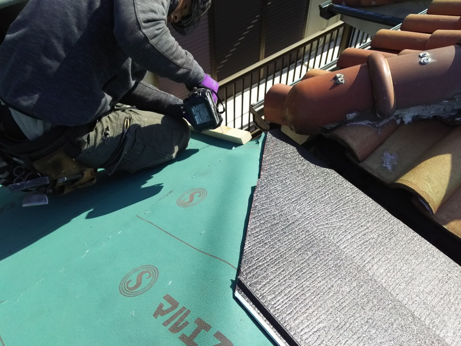 ケラバ板金施工