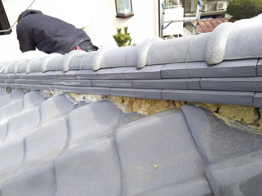 漆喰詰め直し工事　漆喰剥がし