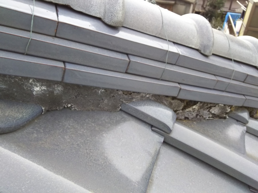 漆喰詰め直し工事　漆喰剥がし