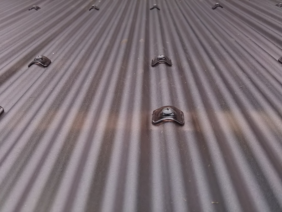 波板施工完了の様子