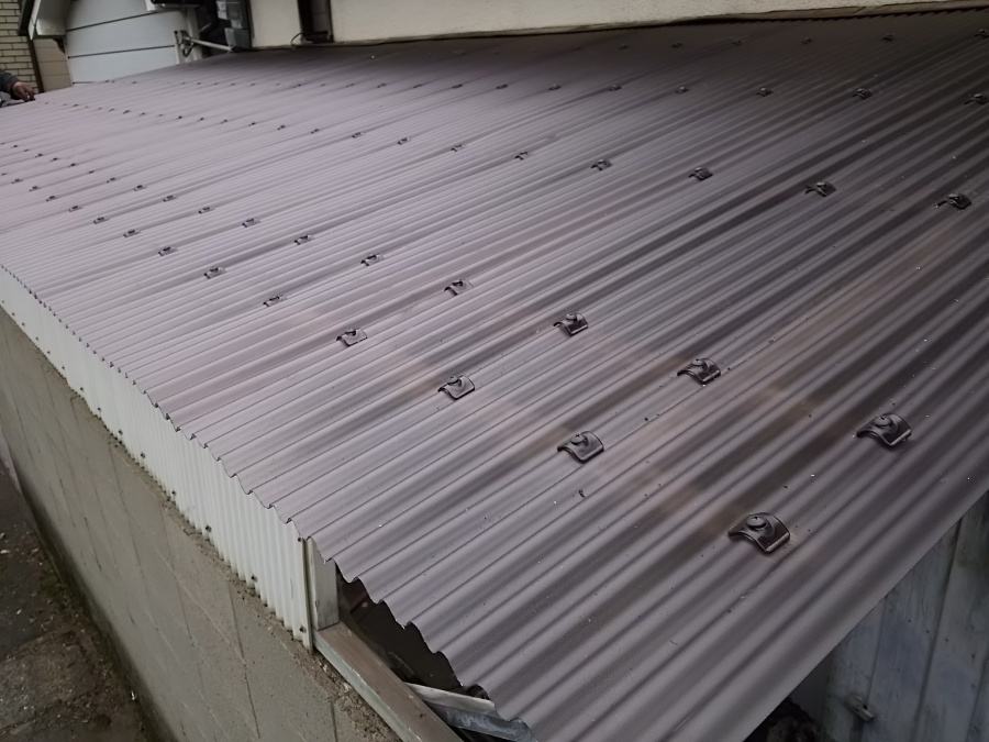 波板施工完了の様子