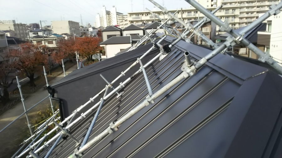 屋根重ね葺き工法(カバー工法)