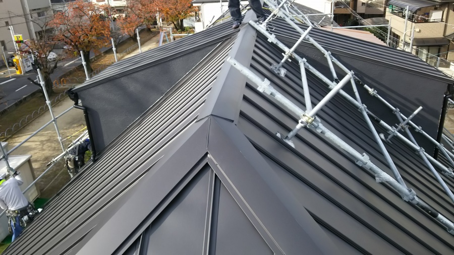 屋根重ね葺き工法(カバー工法)