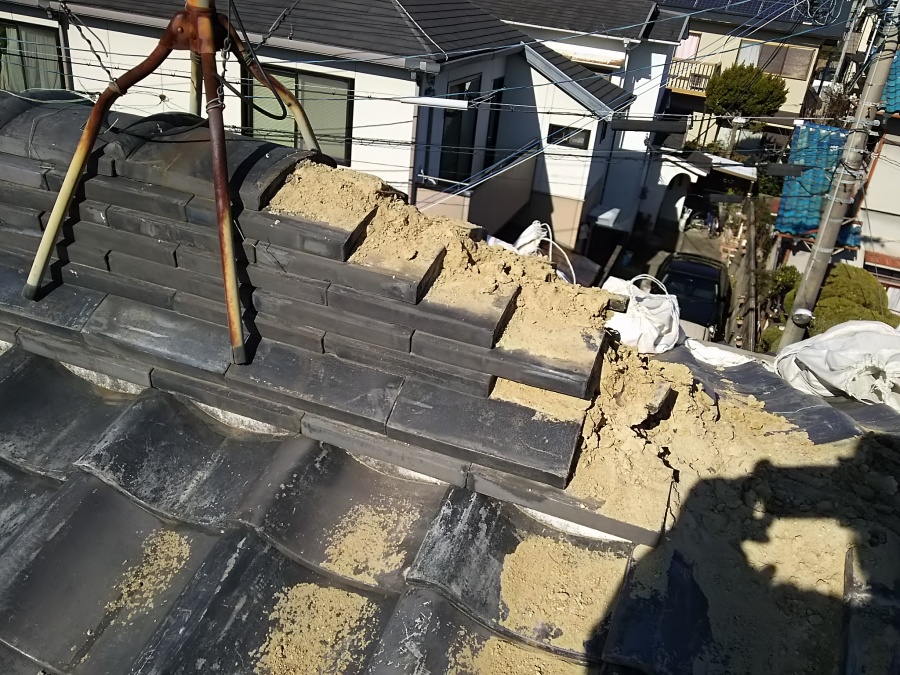 ７段のし瓦をすべて撤去