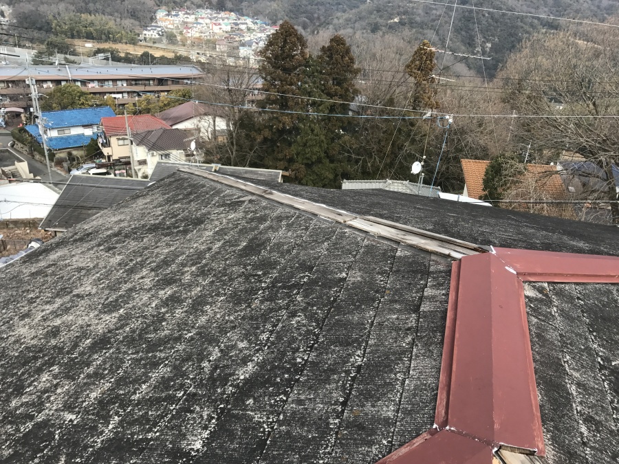 棟板金のめくれ