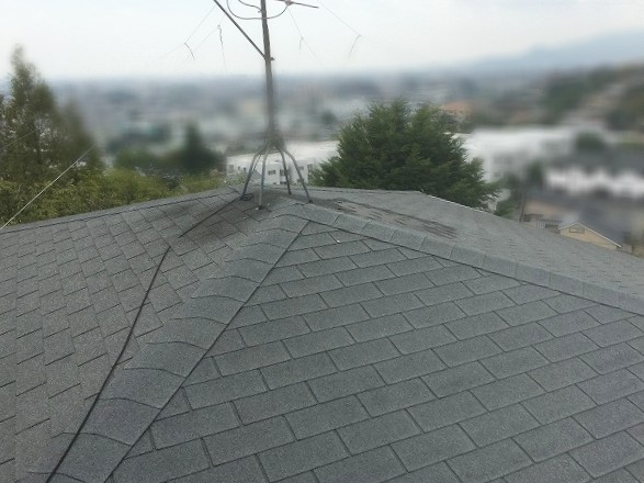 カバー工法前の屋根
