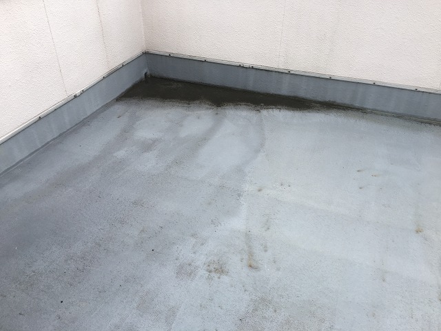 施工前の屋上防水