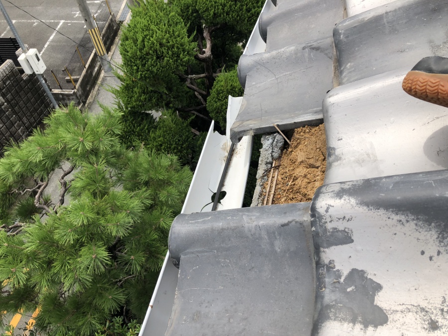 台風で被災した瓦屋根