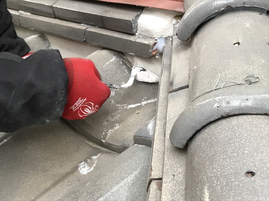 漆喰詰め替え工事　漆喰詰め