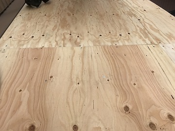 下屋根補強用、構造用合板の施工
