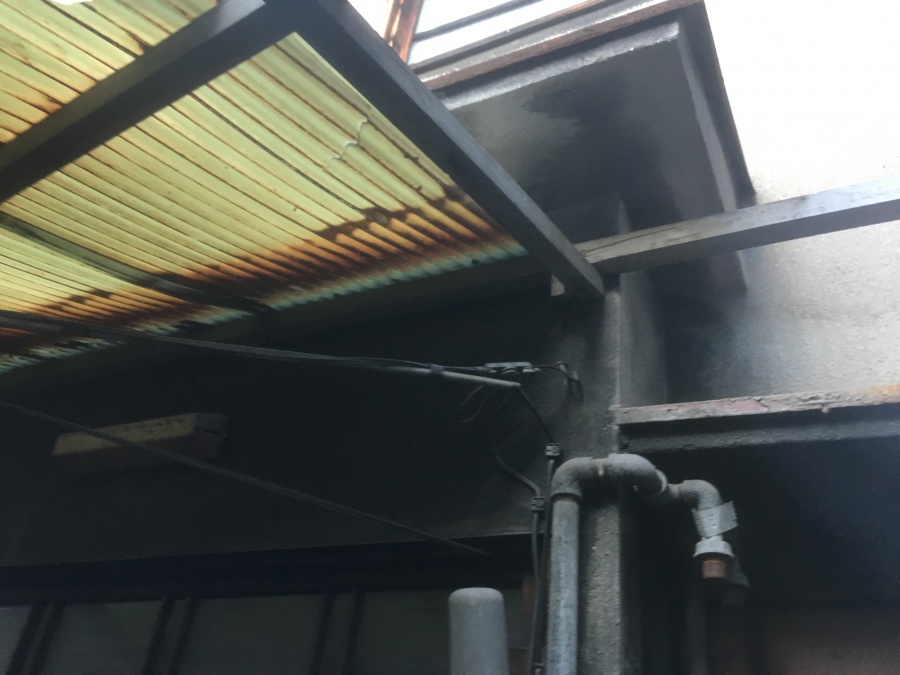 既存波板　撤去前