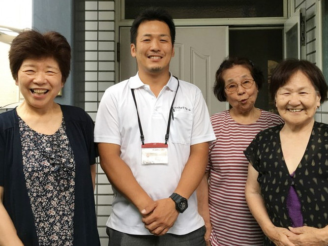吹田市のお客様と記念撮影