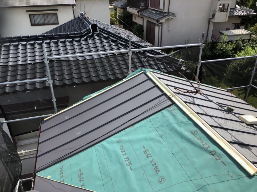 ガルバリウム鋼板