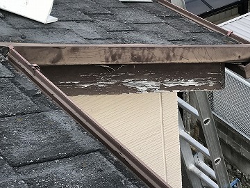 屋根調査　ケラバの調査