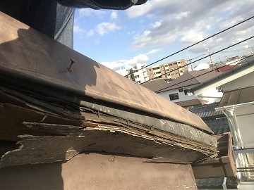 屋根調査　ケラバの調査