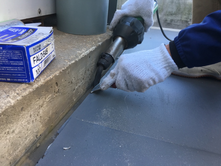 塩ビシート防水　立ち上げ部処理