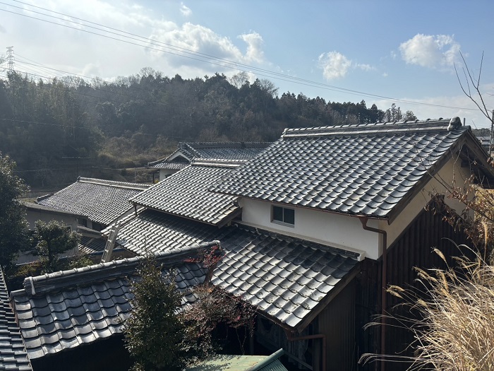 葺き替え前の日本瓦