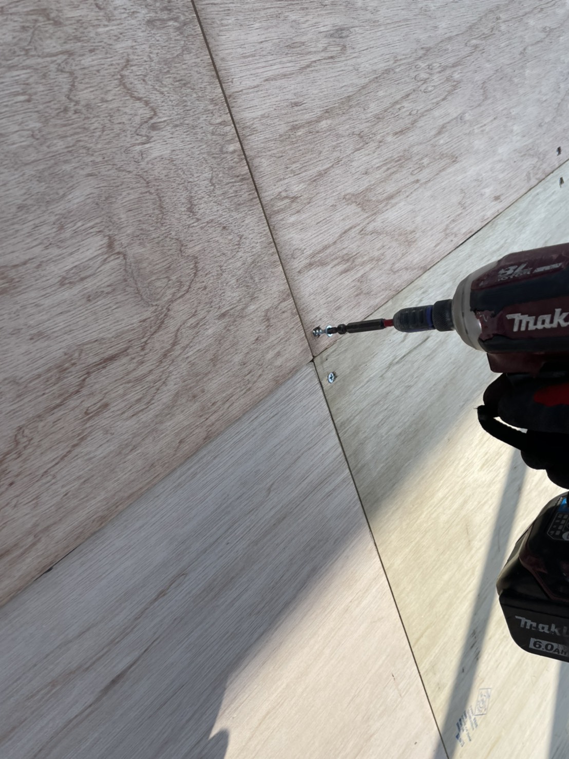 豊中市｜夏の暑さを解消！屋根葺き替え工事で通気断熱