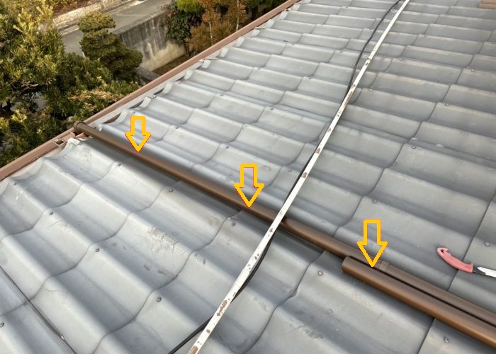 吹田市｜変形した銅製雨樋を塩ビ管へ取替工事！