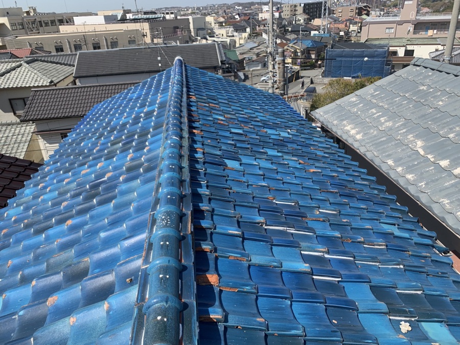 豊中市｜夏の暑さを解消！屋根葺き替え工事で通気断熱