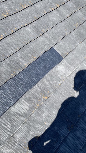 枚方市｜強風被害で屋根上アンテナ倒壊…火災保険適用は？修理事例を解説