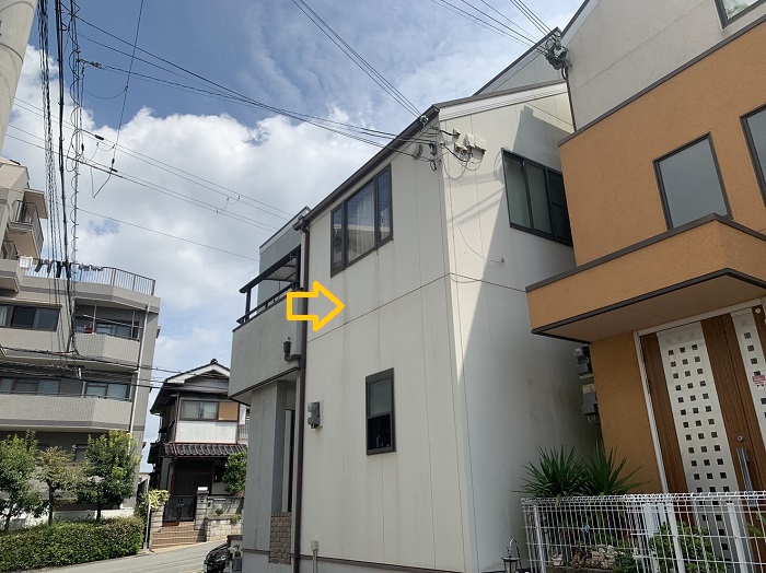状態によりますが、軽度のうちであれば塗装で十分対応可能です👍 ただし劣化が進んでいる場合は、下地補修も含めた施工が必要になります。