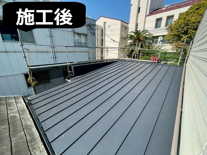 吹田市でテナントの屋根葺き替え工事を行った後の様子