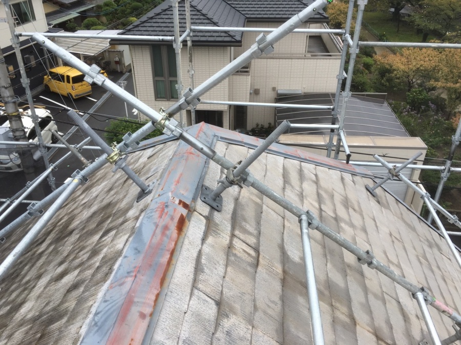 屋根足場架け