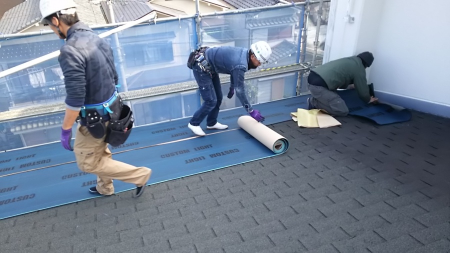 片面粘着ルーフィングの施工