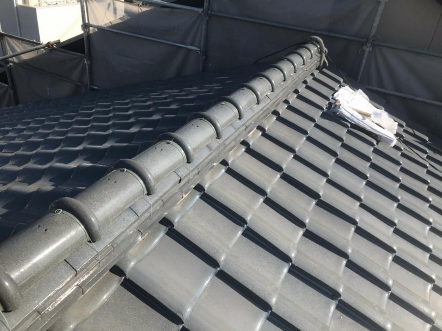 茨木市｜台風対策に棟板金交換！屋根被害を防ぐ板金工事とは