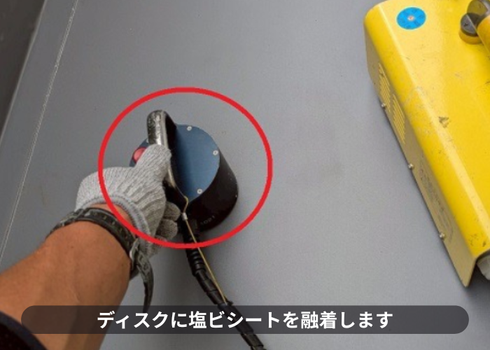 吹田市　大和ハウス戸建てのベランダシート防水を優良業者が貼り換えでシート防水を融着