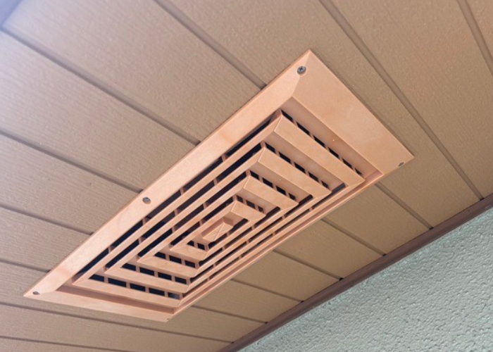 枚方市軒天の換気口を交換した後の様子