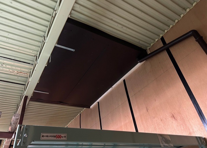 高槻市で倉庫内部の結露対策工事を行った後の様子