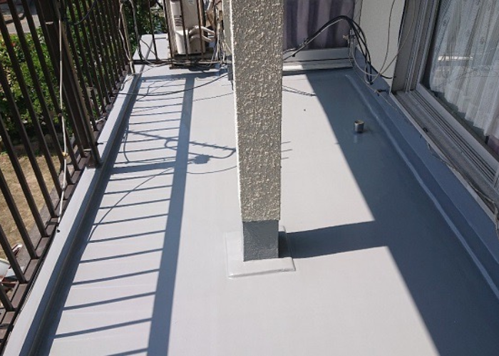 池田市で膨れに強いウレタン防水通気緩衝工法を行った後の様子