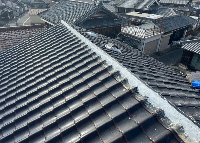 大阪市棟瓦取り直しでシルガードを塗った後